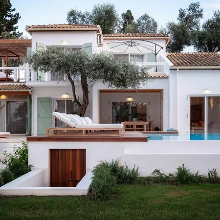 Villa Zen Beachfront *